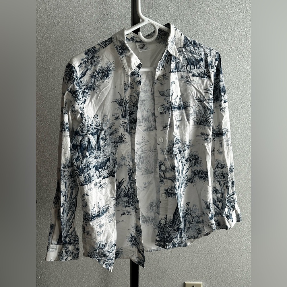Avon size medium vintage top